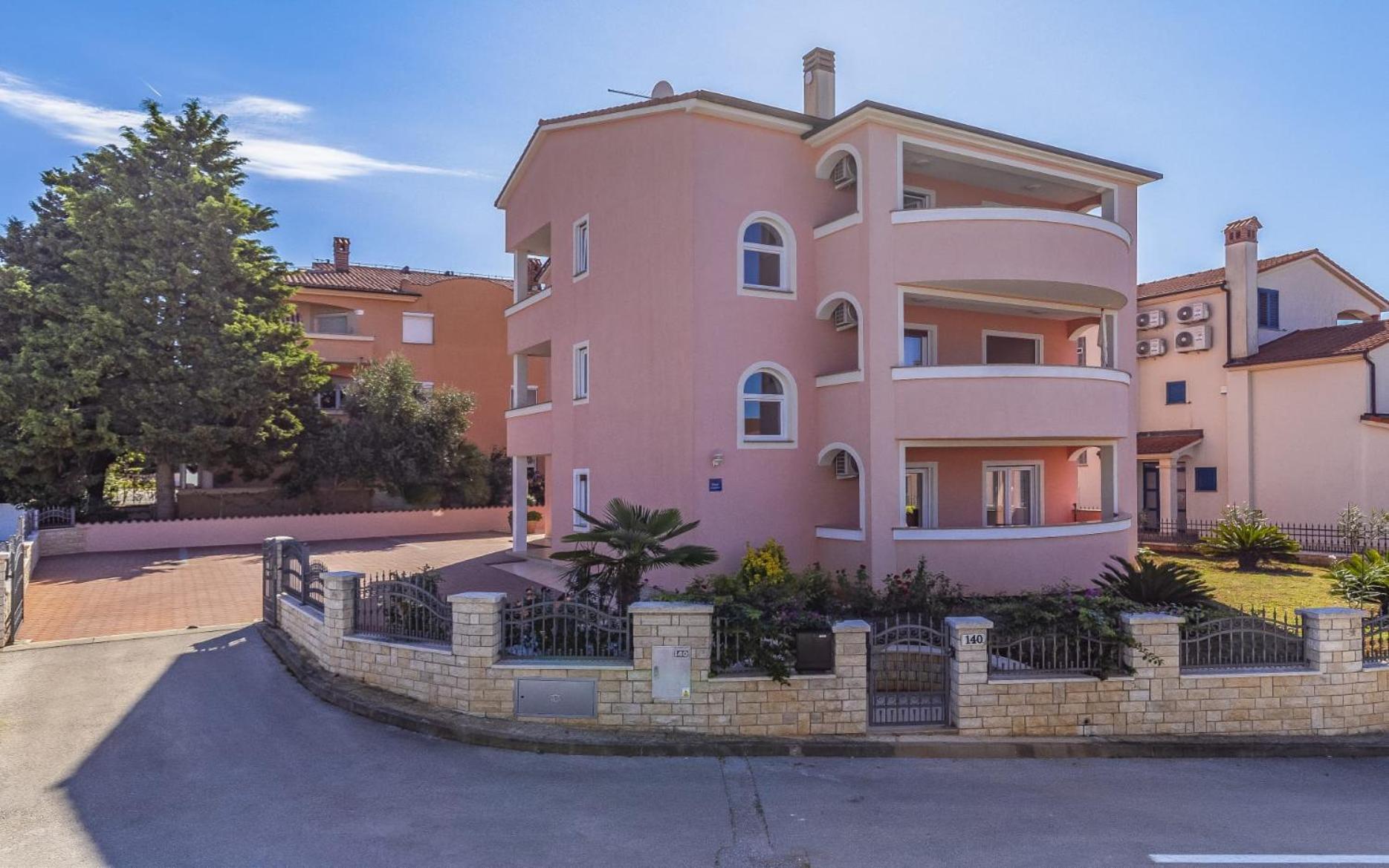 Apartments Marich Medulin Exterior foto