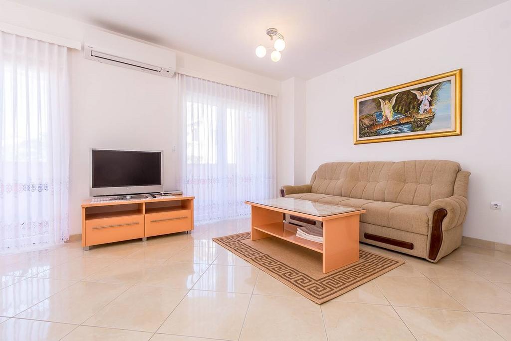 Apartments Marich Medulin Exterior foto